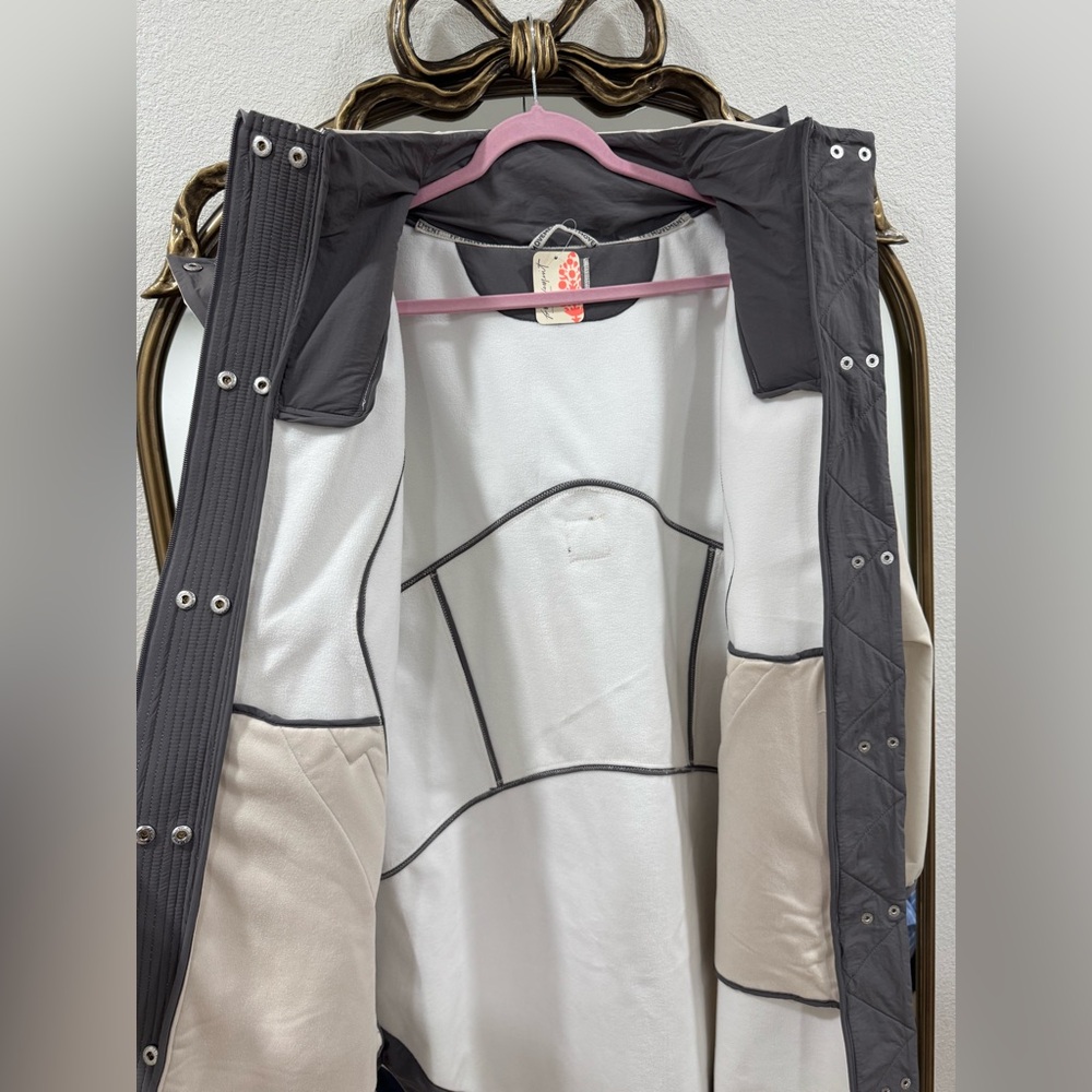 NWT Free people Movement Moon Magic Reflective Rain Parka Jacket - Picture 7 of 10
